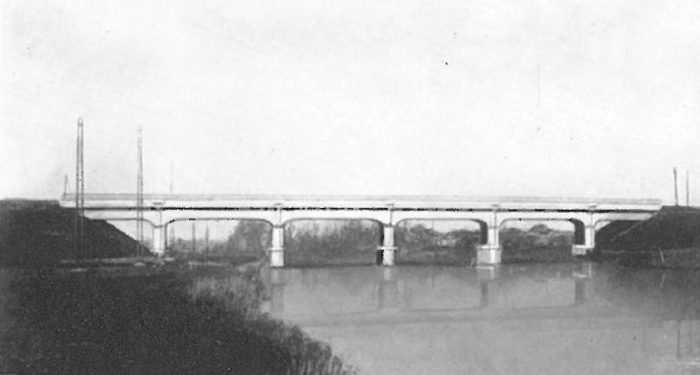 1915_vue_densemble_du_viaduc_sur_la_sarthe