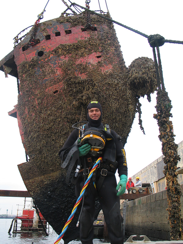 TETIS-Demantelement-du-bateau-feu-Falsterborev-travaux-maritimes-fluviaux-travaux-sous-marins-1