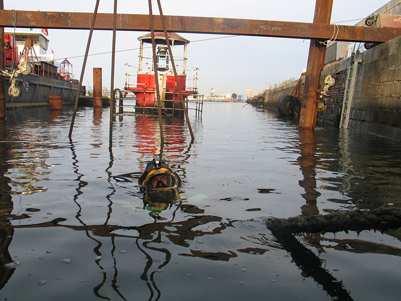 TETIS-Demantelement-du-bateau-feu-Falsterborev-travaux-maritimes-fluviaux-travaux-sous-marins-3