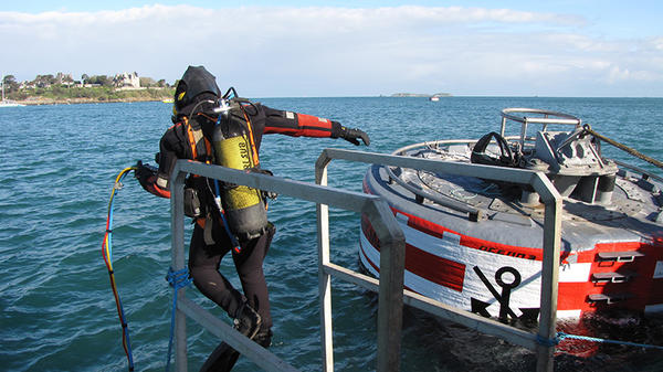 TETIS-Coffres-damarrage-Port-de-St-Malo-travaux-maritimes-fluviaux-travaux-sous-marins-1