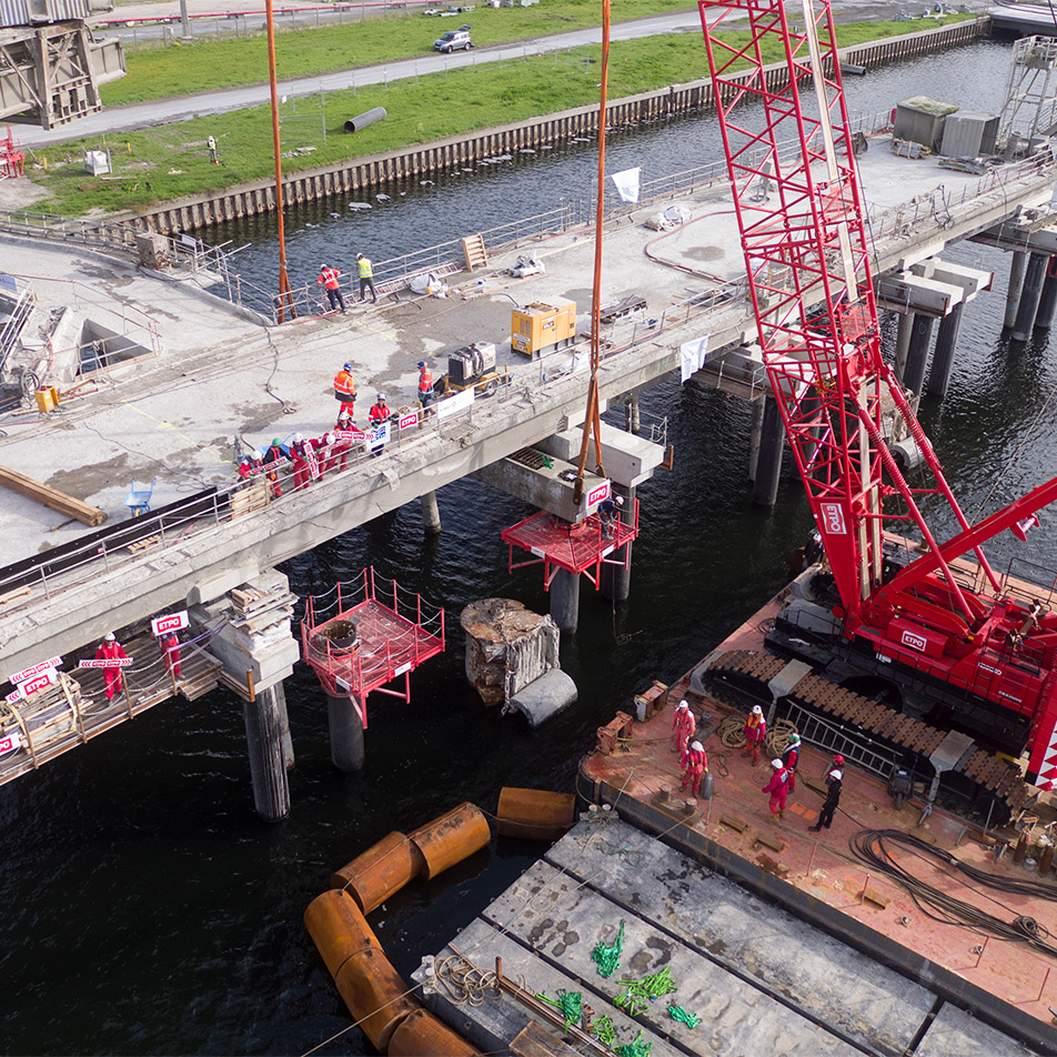 travaux-maritime-fluviaux-travaux-sous-marins-appontement-lafarge